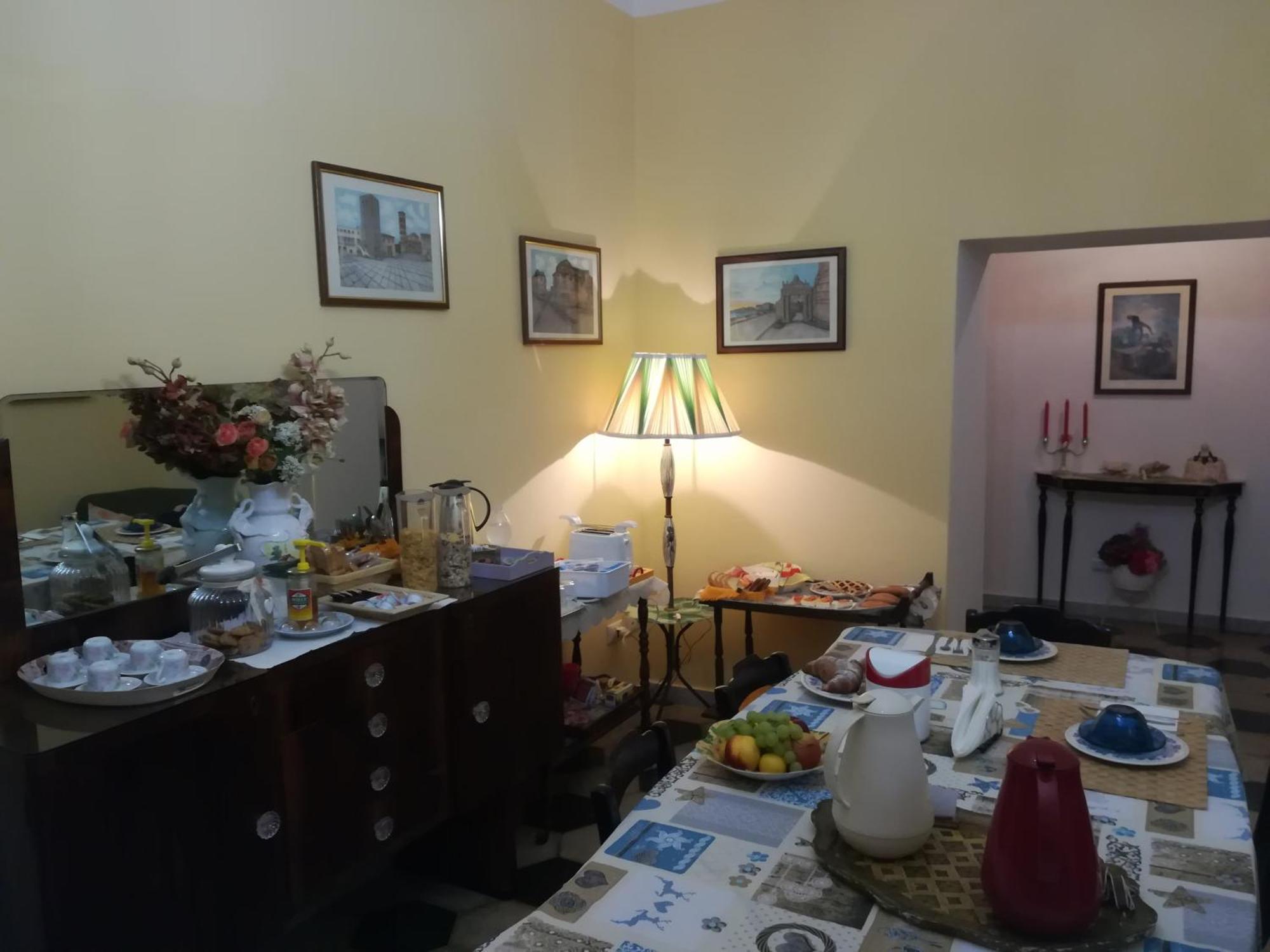 Bed and Breakfast Angelina Antica Dimora à Terracine Extérieur photo
